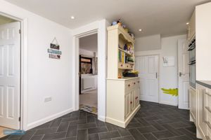 Kitchen- click for photo gallery
